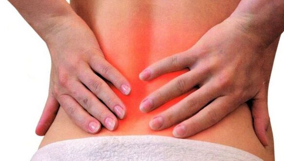 bolečine v hrbtu v spodnjem delu hrbta